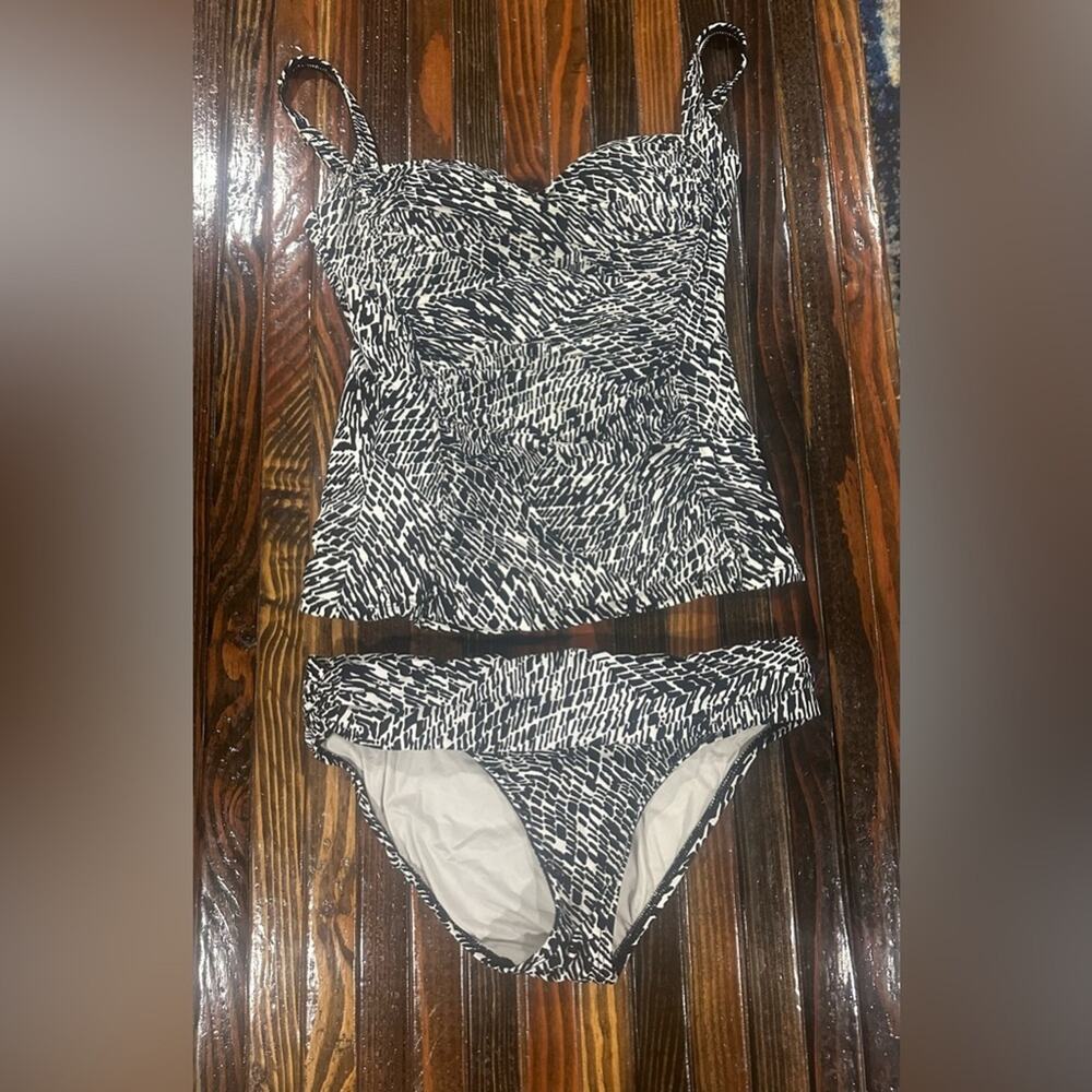 La Blanca 2 Piece Black and White Tankini 4
